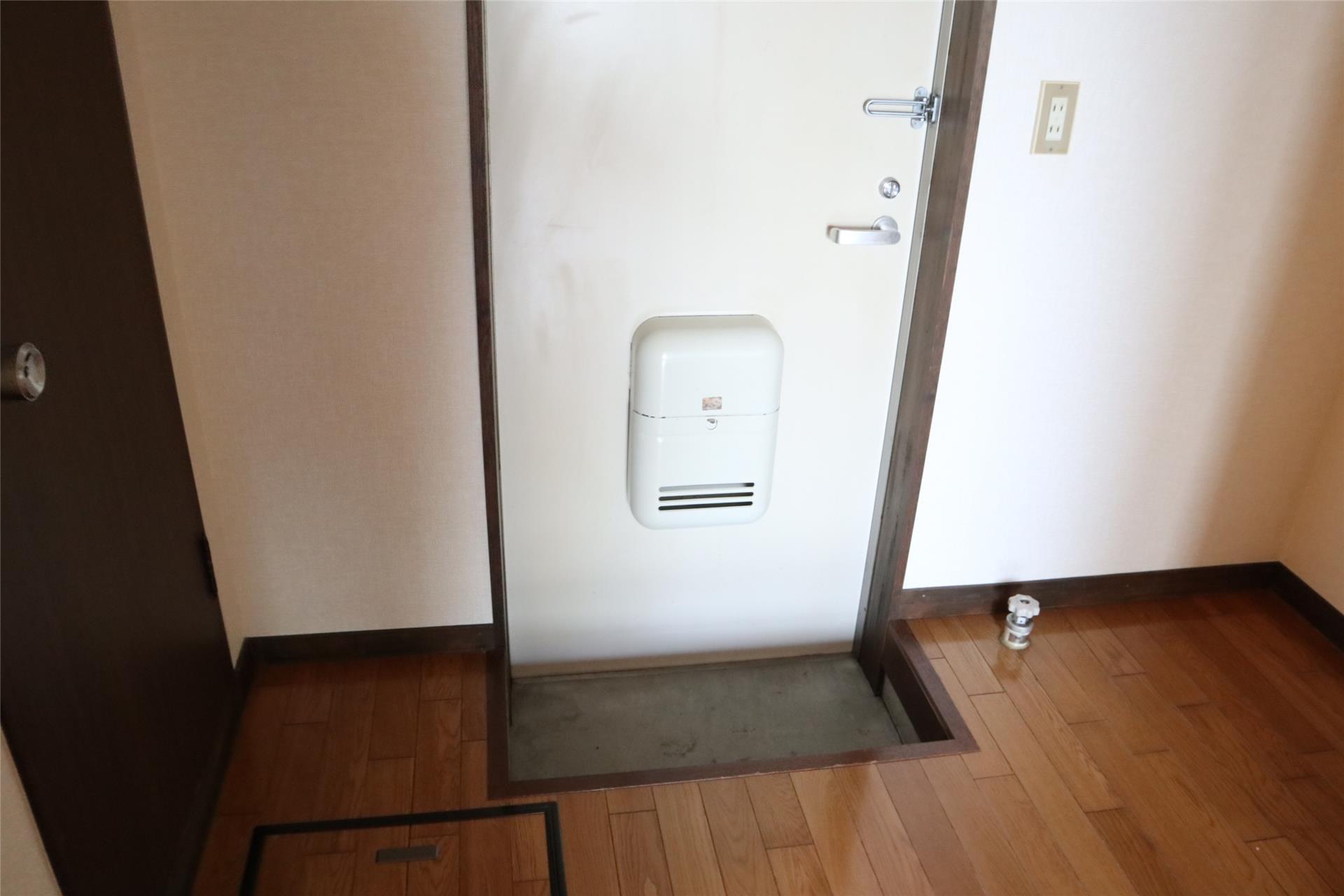 玄関　玄関