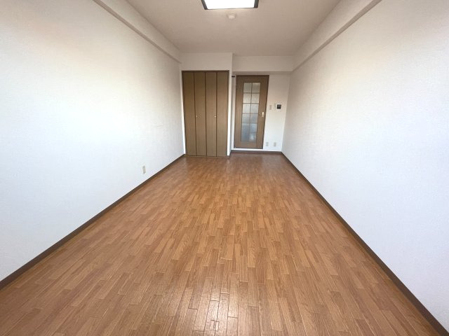 居室・リビング　詳細は、RISUMO江坂本店→06-6155-7137まで♪