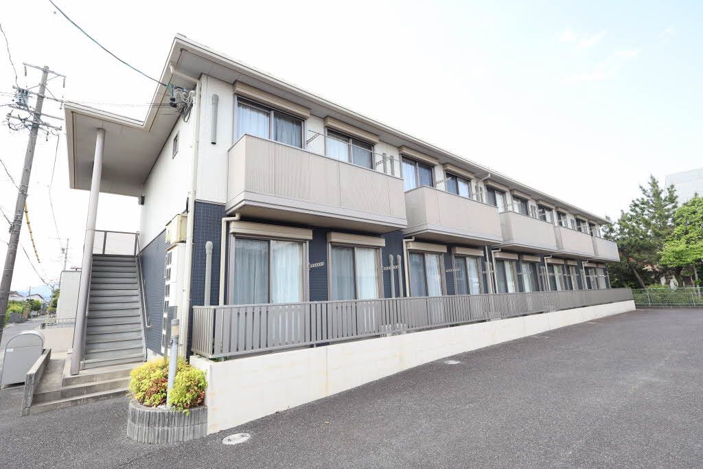 建物外観　近鉄名古屋線「津新町駅」まで徒歩５分