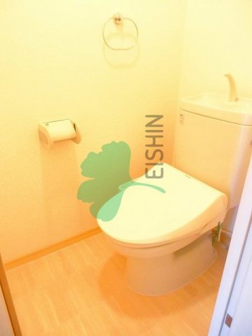 トイレ　清潔感のあるトイレです。