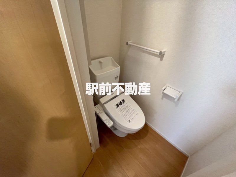トイレ　間取り反転タイプ