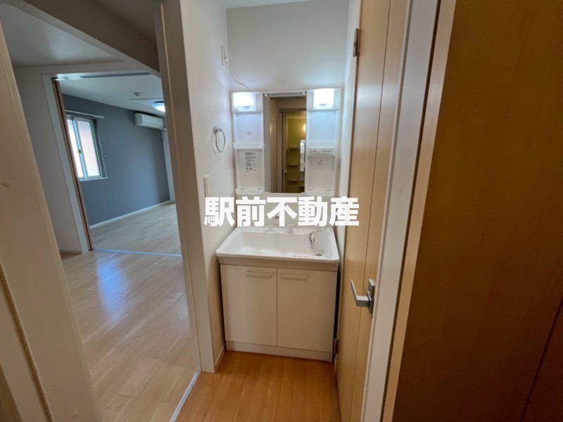 洗面設備　間取り反転タイプ