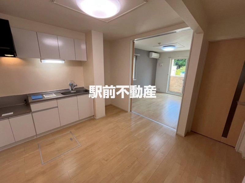 居室・リビング　間取り反転タイプ