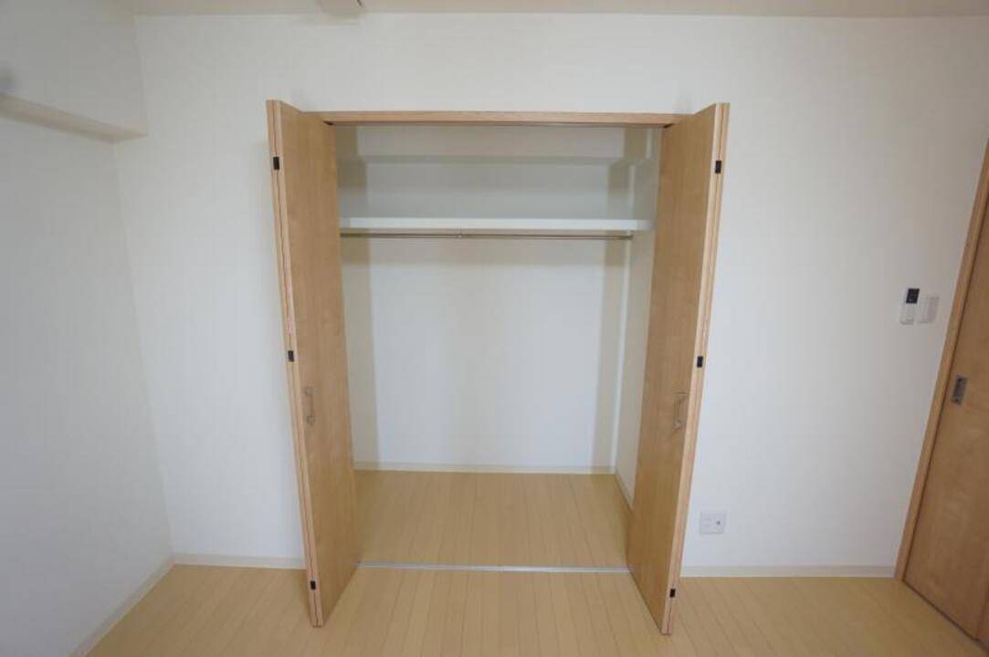 収納　クローゼット