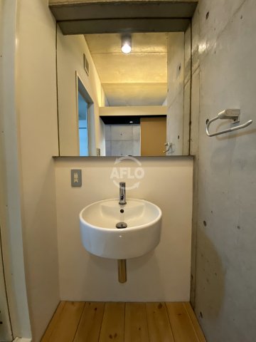 洗面設備　SK TOWER心斎橋EAST　独立洗面台