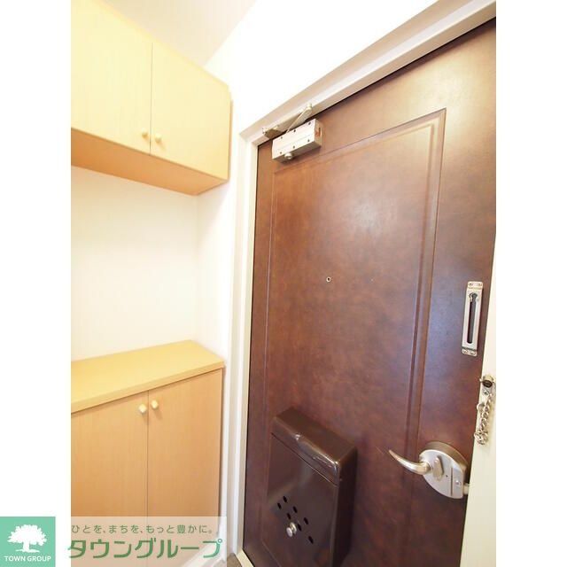 玄関　★お部屋探しは株式会社タウンハウジング東京まで★