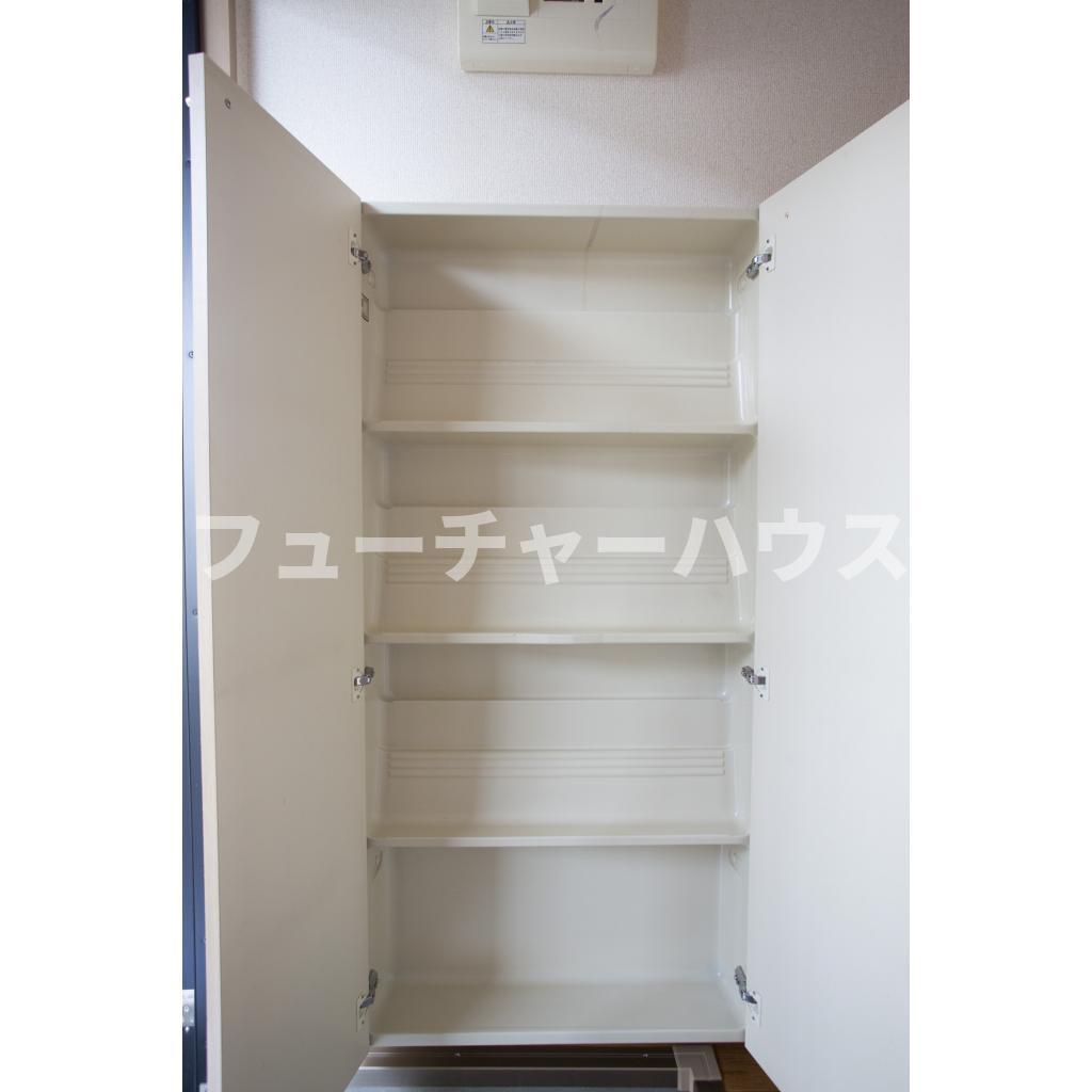 その他設備　小物を収納するのに便利です