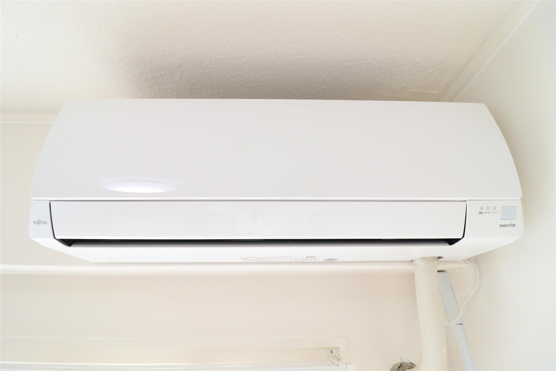 その他設備　エアコン2基
