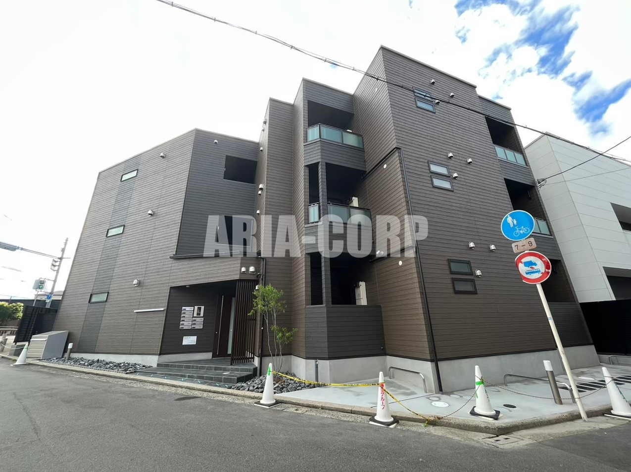 建物外観　2023年完成、大手ハウスメーカー施工デザイナーズアパート！