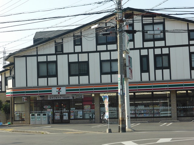 コンビニ　セブン-イレブン 明石貴崎３丁目店（コンビニ）まで530m