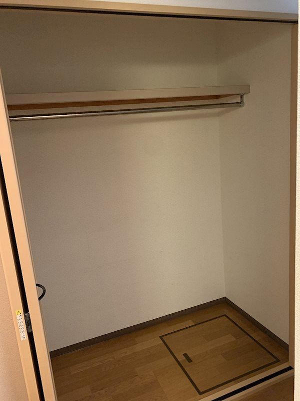 収納　別室参照