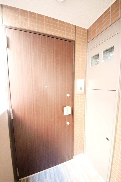 玄関　玄関