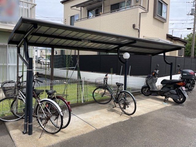 駐車場　駐輪場