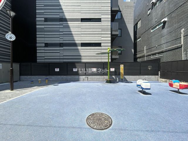 公園　さくら児童遊園（公園）まで400m