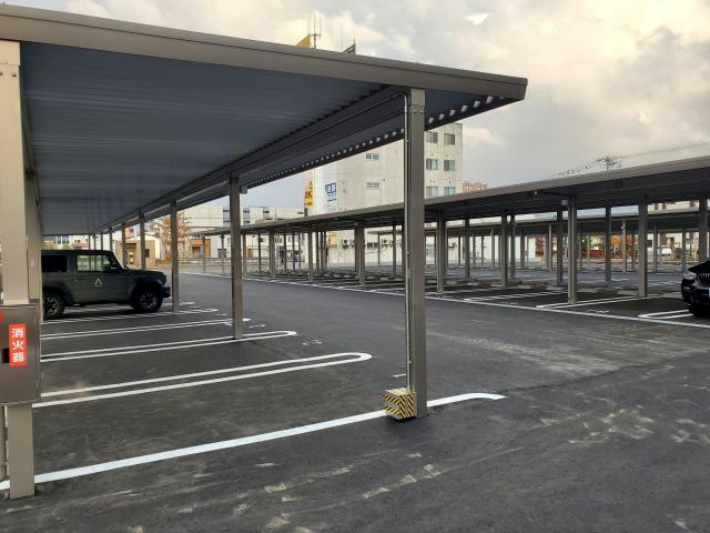 駐車場　駐車場