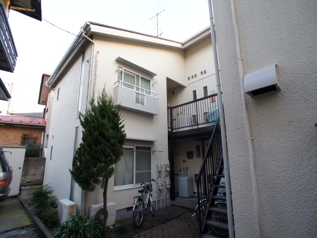 建物外観　通勤・通学・買物、全て便利な好立地の物件です！！