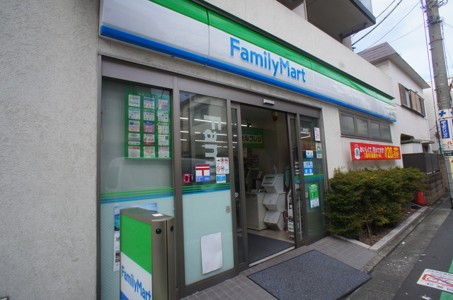 コンビニ　ファミリーマート桜上水駅北店（コンビニ）まで500m
