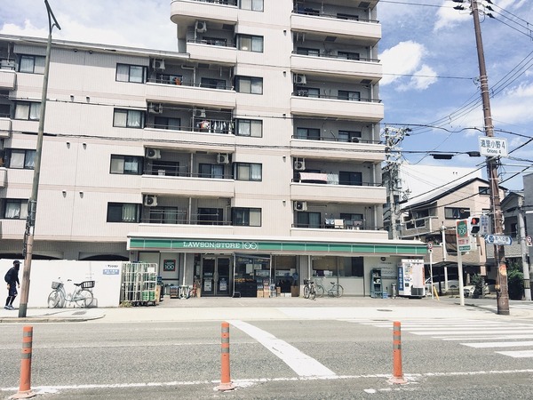 コンビニ　100円ローソン（コンビニ）まで377m