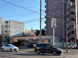 コンビニ　セブンイレブン札幌南9条西7丁目店（コンビニ）まで238m