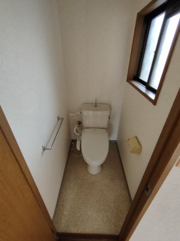 トイレ　シンプルで使いやすいトイレです