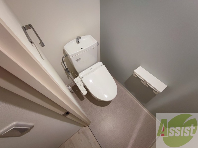 トイレ　こちらはトイレです。清潔感があり、安心して使用できます。