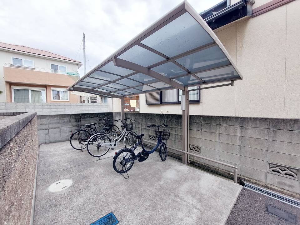 駐車場　駐輪場