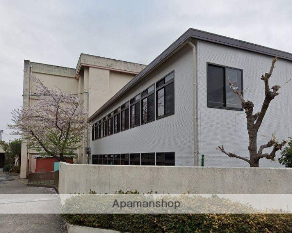 小学校　藤沢市立高谷小学校（小学校）まで780m