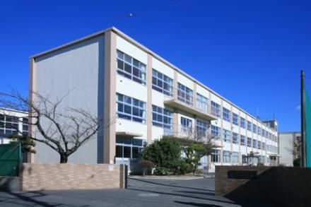 中学校　第一中学校（中学校）まで502m