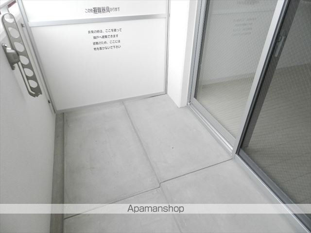 バルコニー