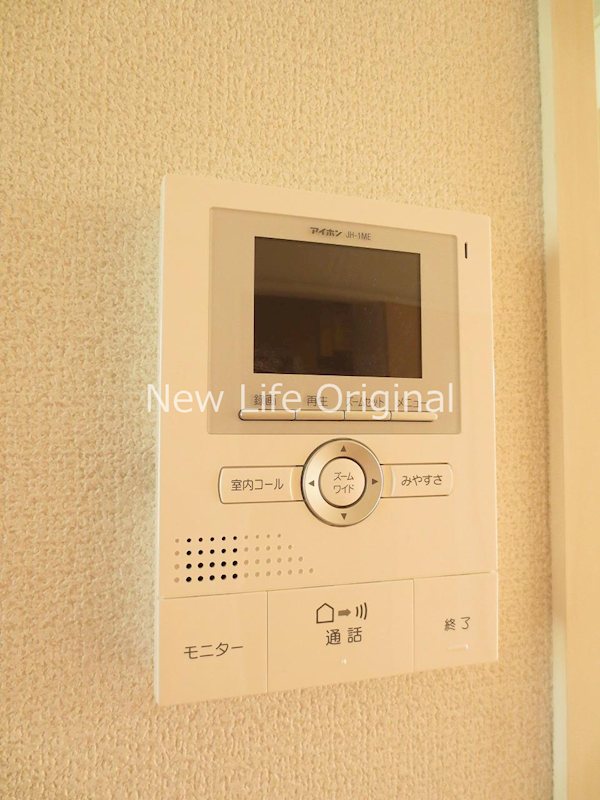 セキュリティ　突然の来客にも安心なモニター付インターホン