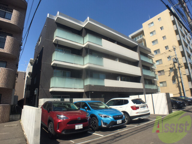 建物外観　札幌市中央区北３条西「円山公園ビューアパートメント」