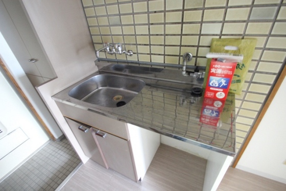 キッチン　※別部屋の写真です