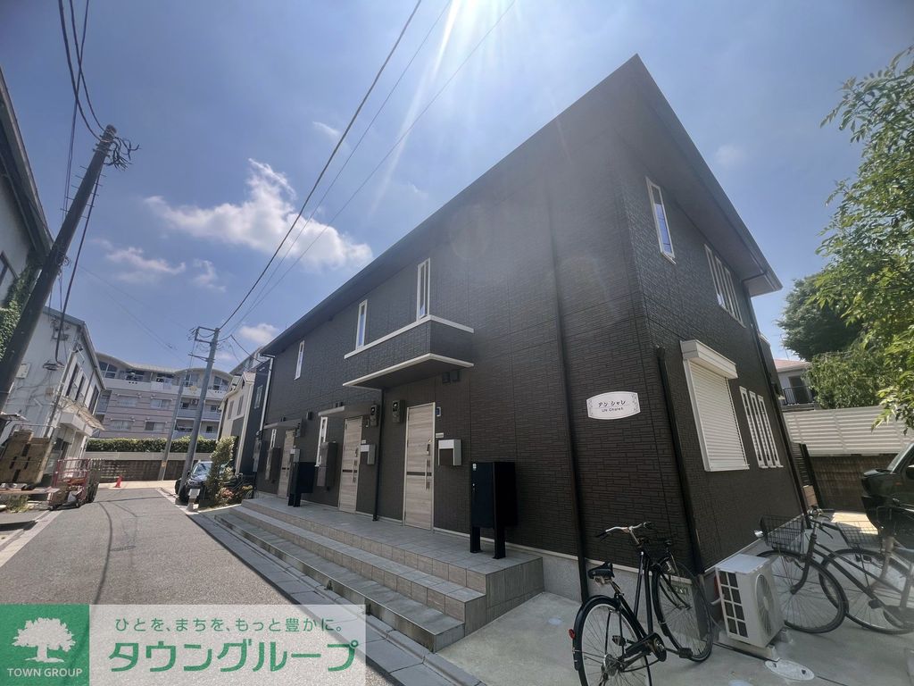 建物外観　タウンハウジング仙川店まで♪