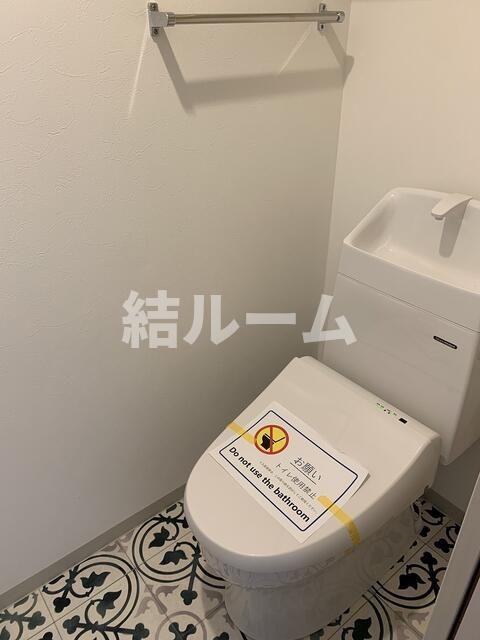 トイレ　別号室参考写真
