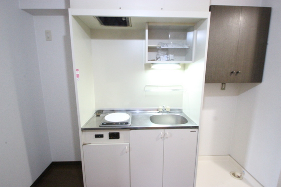 キッチン　※別部屋の写真です