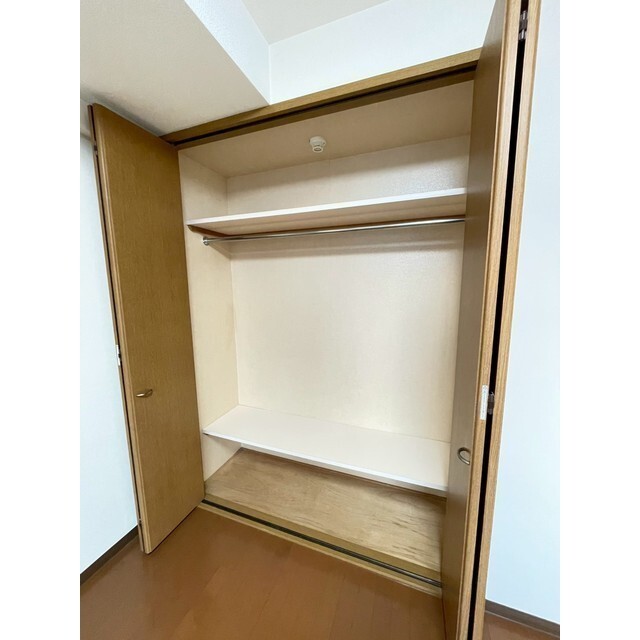 収納　南洋間収納