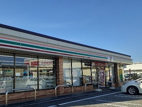 コンビニ　セブンイレブン 富山下冨居店（コンビニ）まで707m