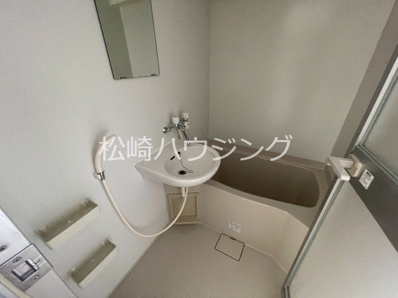 バス・シャワールーム　参考写真