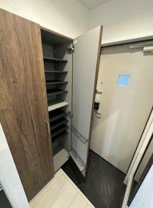 玄関　同施工タイプ