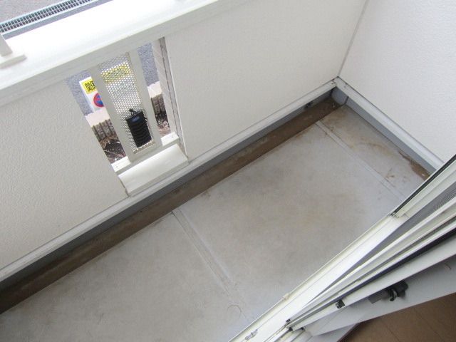 バルコニー　室内・室内設備