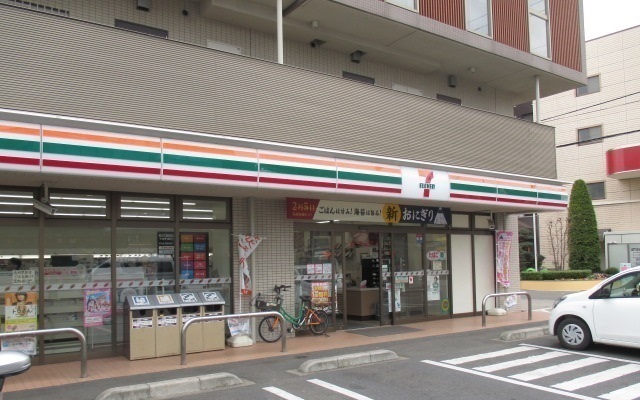 コンビニ　セブンイレブン前原東４丁目店（コンビニ）まで325m