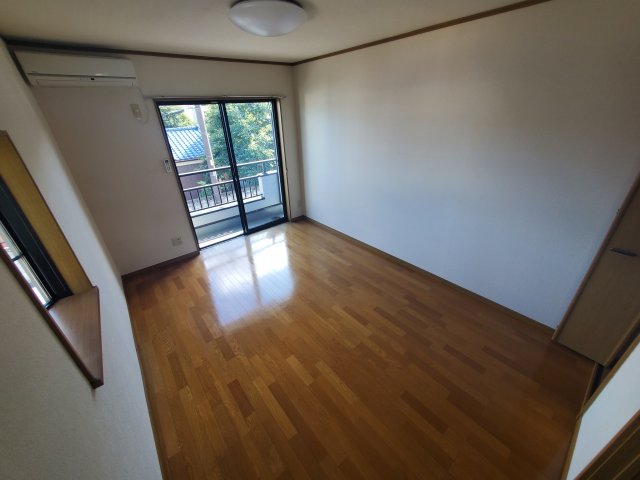 居室・リビング　使いやすい居間です