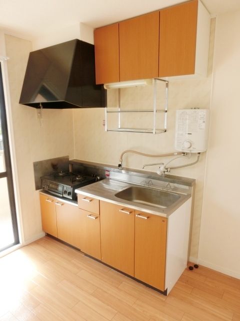 キッチン　収納も多く使いやすいキッチン