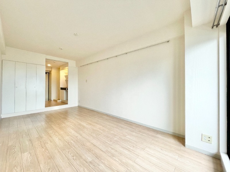 その他部屋・スペース　バルコニー側から見たお部屋♪