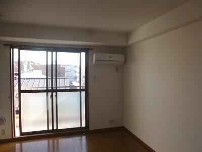 居室・リビング　別部屋参考写真