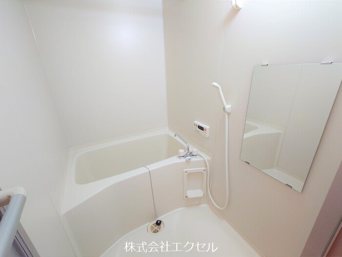 バス・シャワールーム　追い炊き機能付きです。