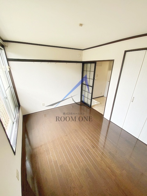 居室・リビング　洋室のお部屋です。
