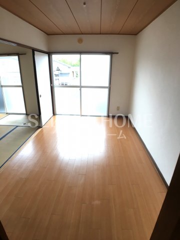 居室・リビング　ゆったりとした居間です