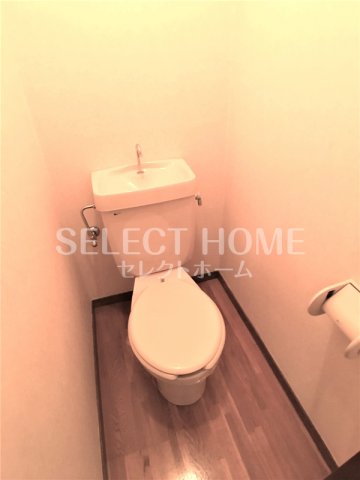 トイレ　トイレもきれいです