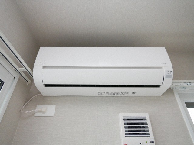 その他設備　夏でも快適なエアコン付き♪